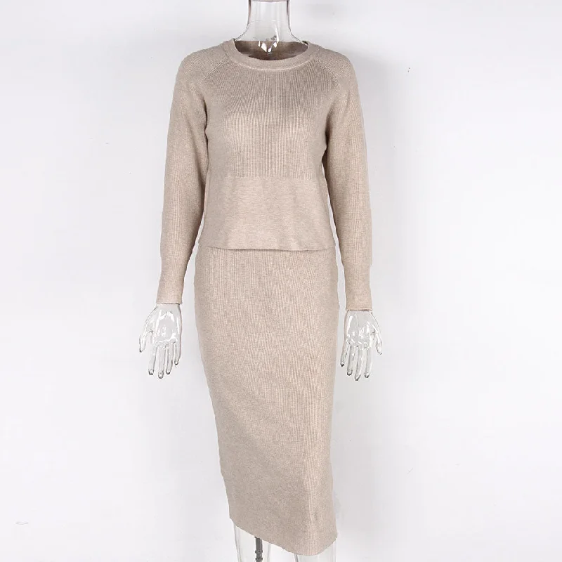 Women's Knitted Long Sleeved Jumper and Long Slit Skirt Outfit Set Zippered Buttoned Snapped