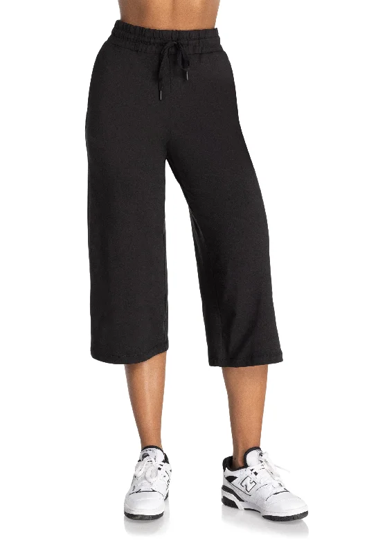 Liberty soft capri trousers Trousers stylish elegant